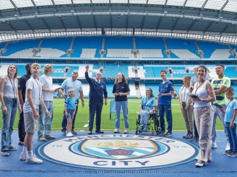 One Night Midweek City Break and Manchester City Stadium Tour for Two