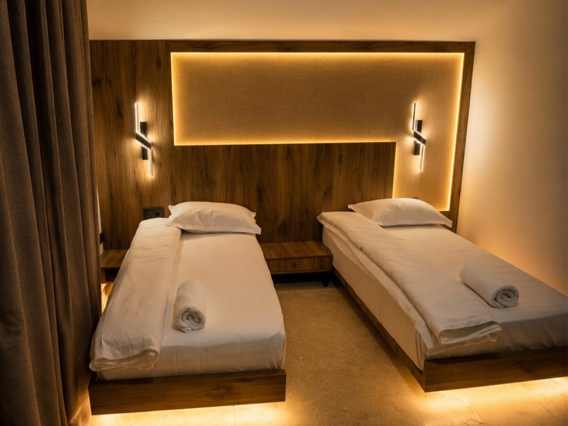 Escapada all-inclusive de 2 nopti pentru 2 persoane, in Delta Dunarii, la un complex de 4 stele cu bungalouri