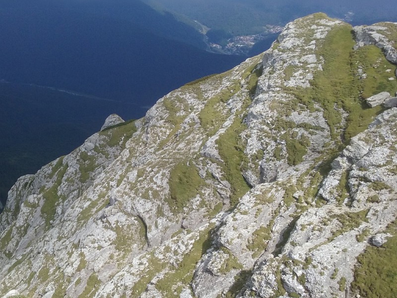 Above the clouds and in the heart of the mountains: A hike for two in the Bucegi National Park, departure from Predeal