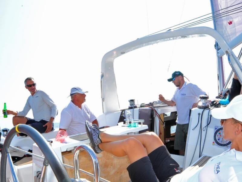 Petrecerea burlacilor sau a burlacitelor - experienta la bordul unui yacht