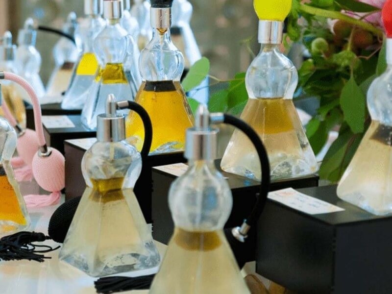 Ayurveda Cooking, Aromatherapy or both combined for 4 people