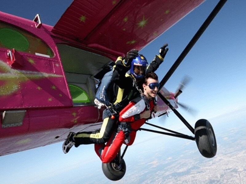 Experience sky-diving like never before