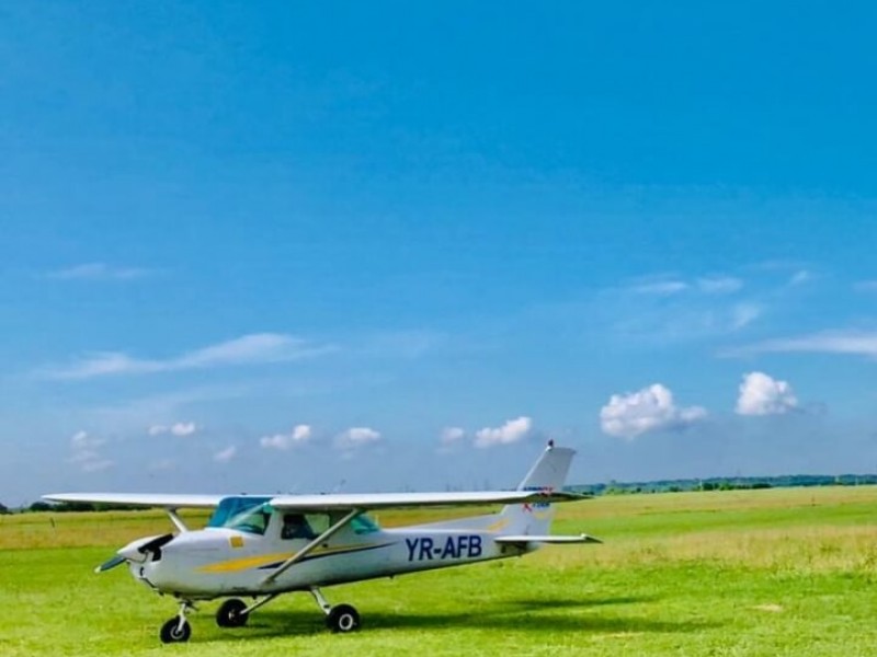 Introductory flight by plane, in Prahova
