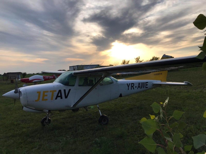 Zbor de initiere cu avionul