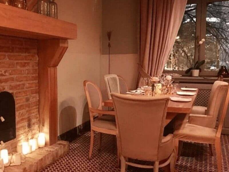 Cina gourmet si zbor cu balonul cu aer cald cu transport inclus