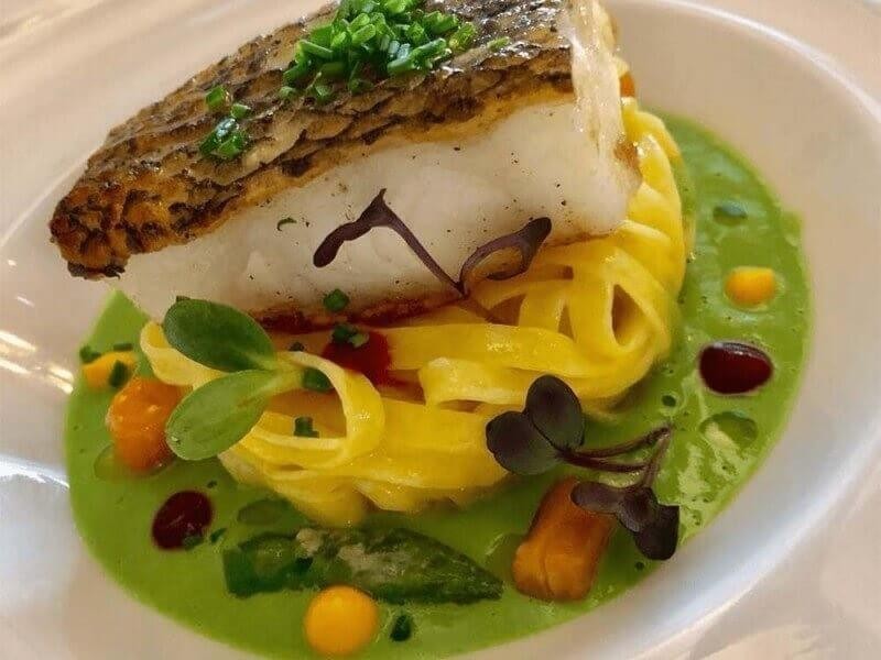 Cina gourmet si zbor cu balonul cu aer cald cu transport inclus