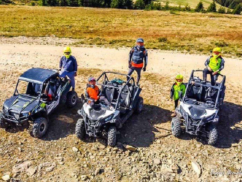 O zi de aventura offroad la bordul unui utv