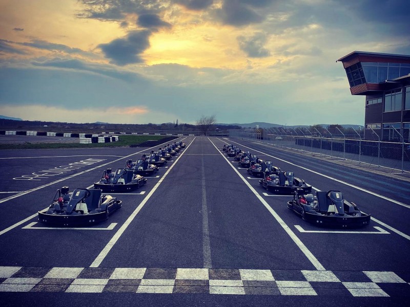 Come to the most impressive karting in Brasov for maximum adrenaline