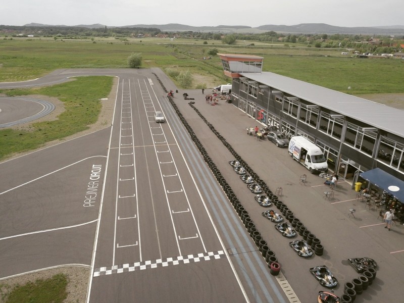 Come to the most impressive karting in Brasov for maximum adrenaline