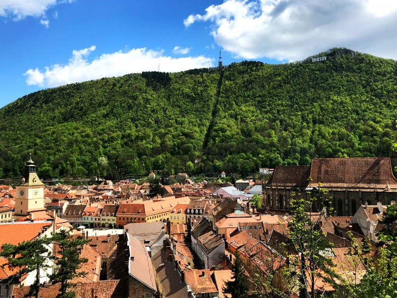 Admire the most beautiful places in Brasov from an E-Bike
