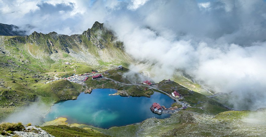 Trasee Montane Muntii Fagaras pentru Incepatori si Avansati
