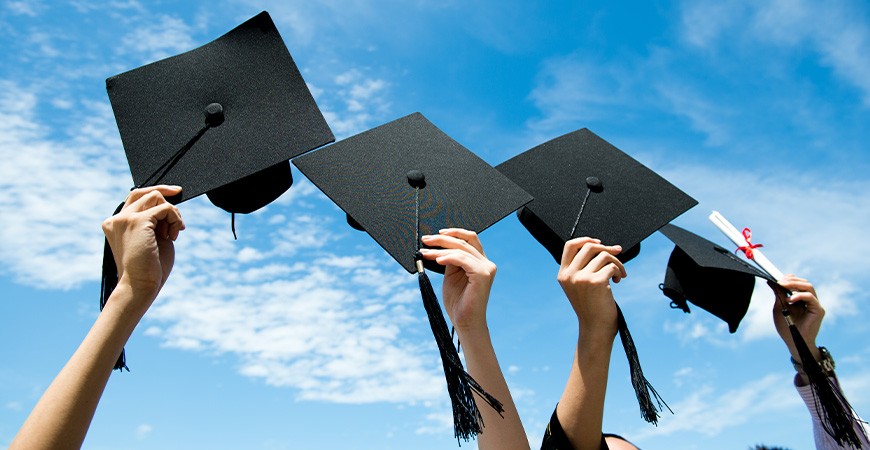 Cadouri Absolvire Facultate & Liceu