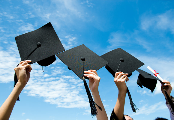 Cadouri Absolvire Facultate & Liceu